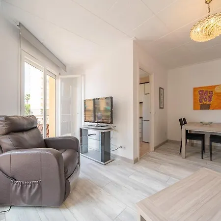 Homeholidaysrentals Santmartin - Costa Barcelona Апартаменты *